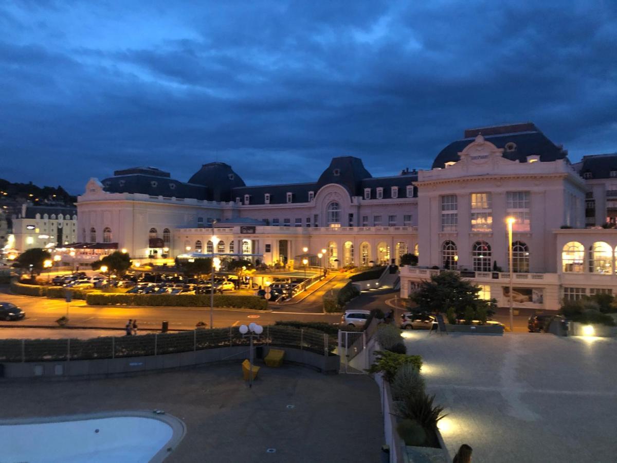 Son Des Mouettes Plage Trouville-sur-Mer Bagian luar foto
